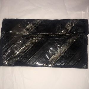 Express Clutch